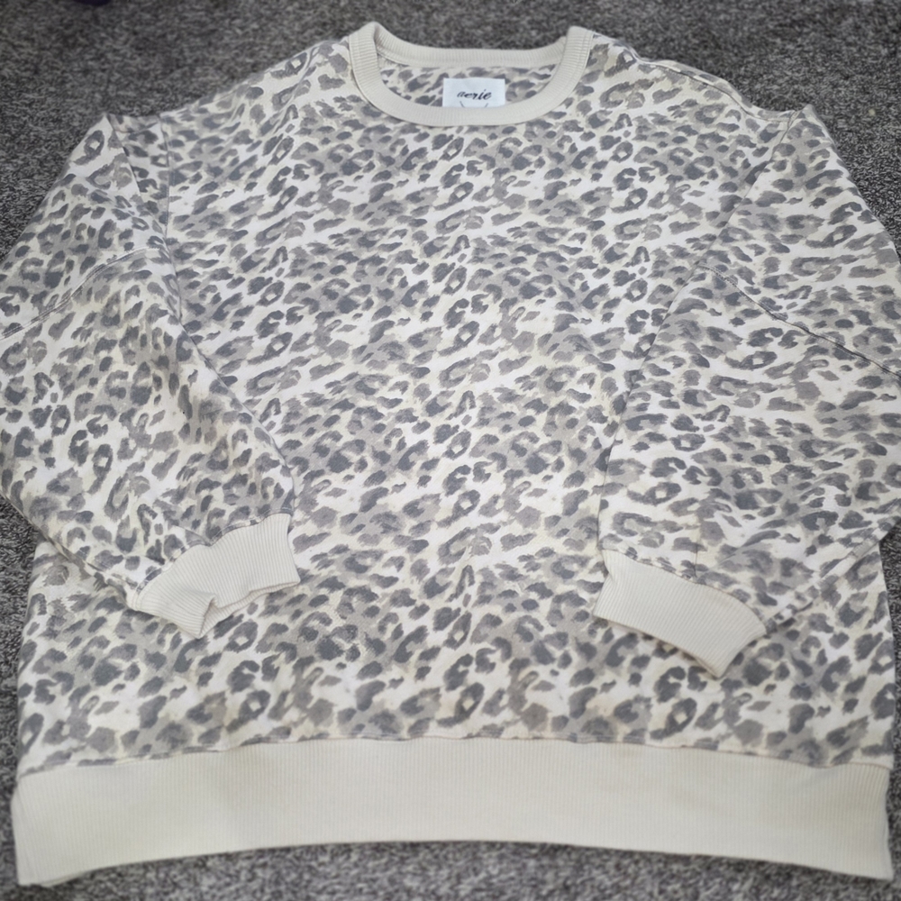 Aerie Women's Leopard Print Crewneck Sweater - Cream and Gray